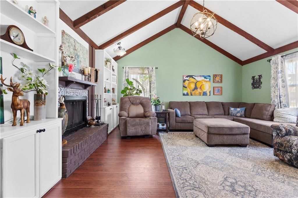 704 SW 4th Street — photo 10