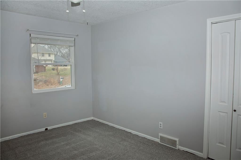 7111 NW Edgehill Road — photo 25