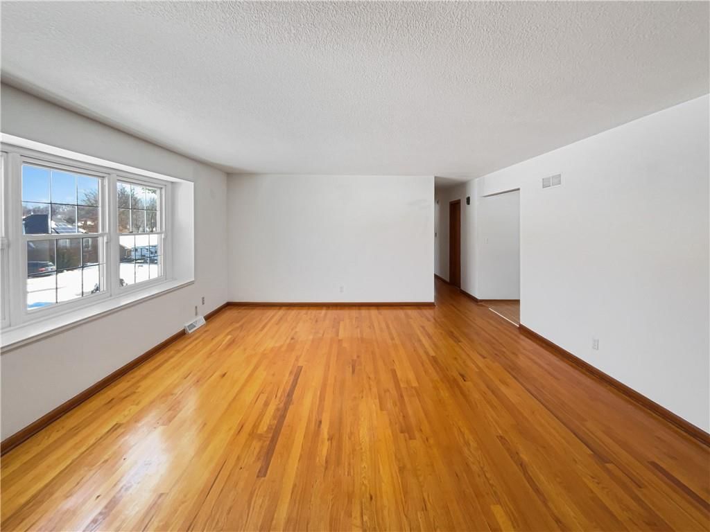 2304 N 86th Terrace — photo 11