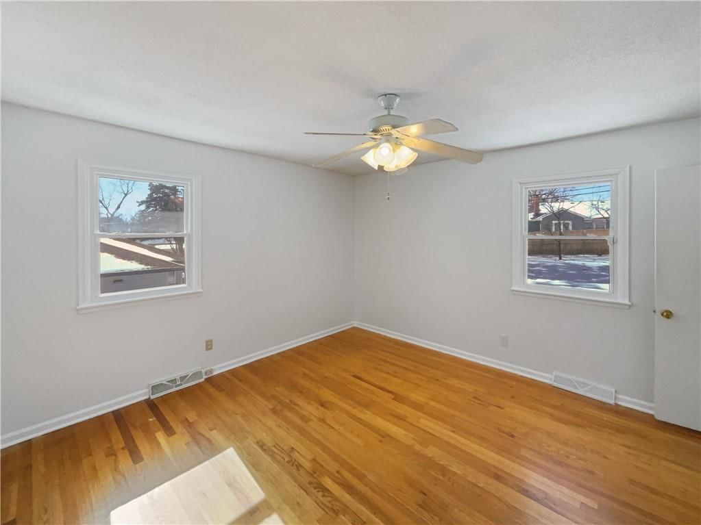 2304 N 86th Terrace — photo 18