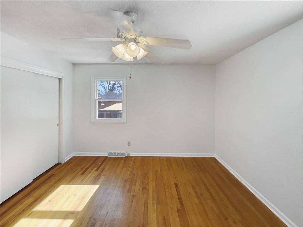 2304 N 86th Terrace — photo 19