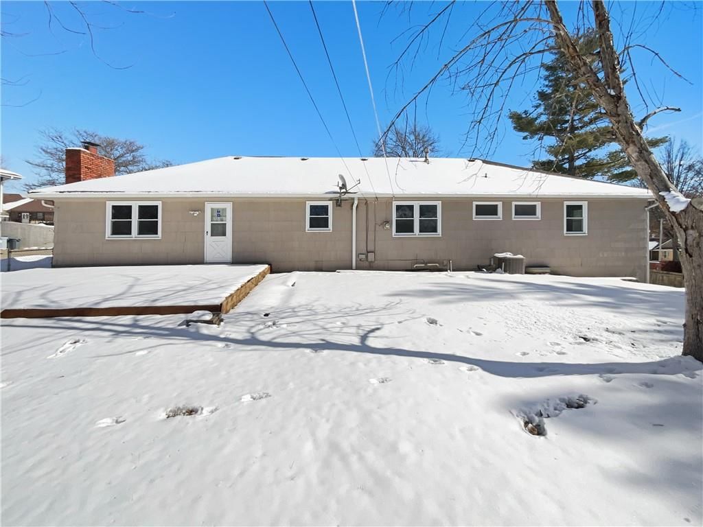 2304 N 86th Terrace — photo 8