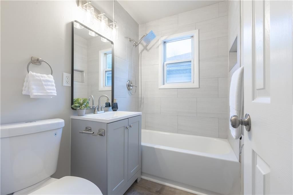 5201 N Richmond Avenue — photo 11