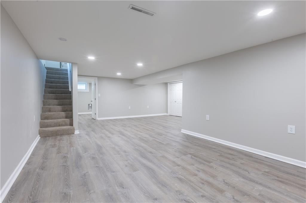 5201 N Richmond Avenue — photo 22