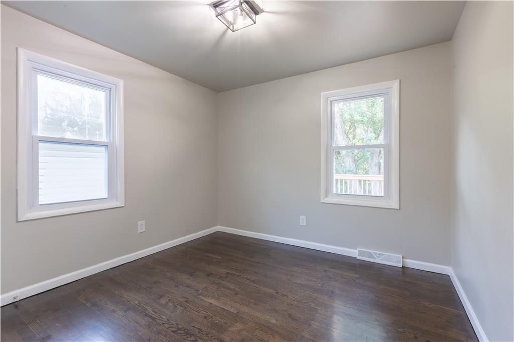 5201 N Richmond Avenue — photo 9