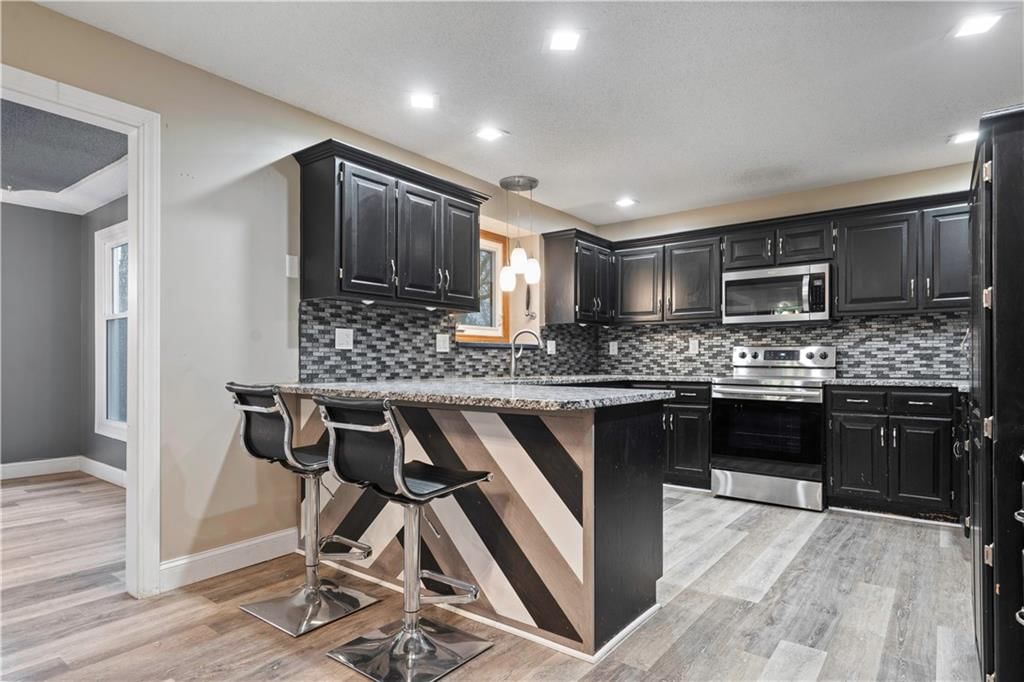 3241 Gateway Drive — photo 12