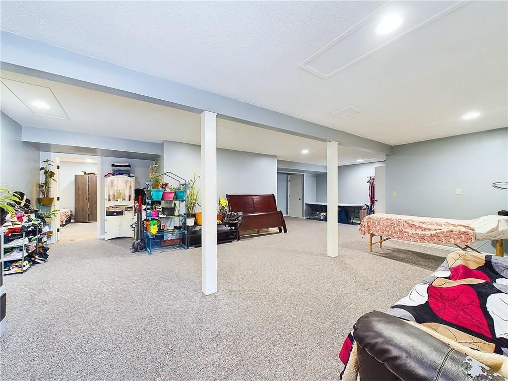 501 Mallory Court — photo 18