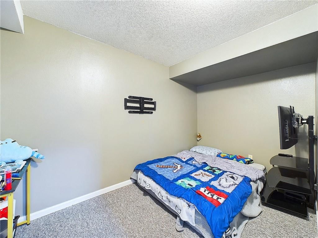 501 Mallory Court — photo 19