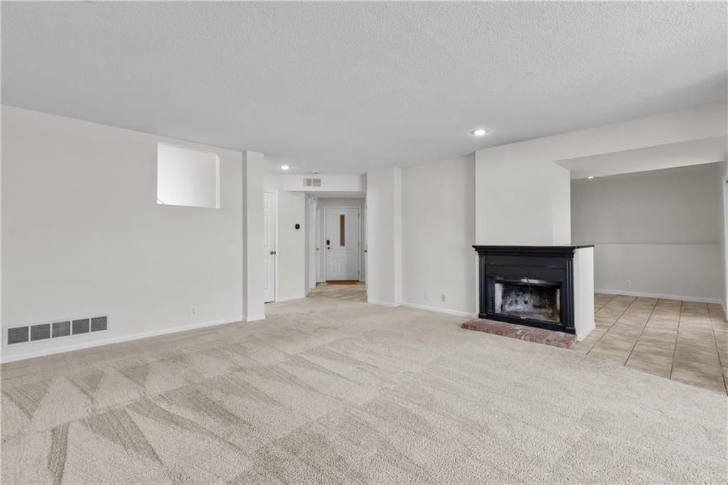 3718 Hartford Avenue — photo 5
