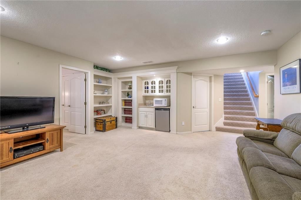 9406 Swarner Drive — photo 41