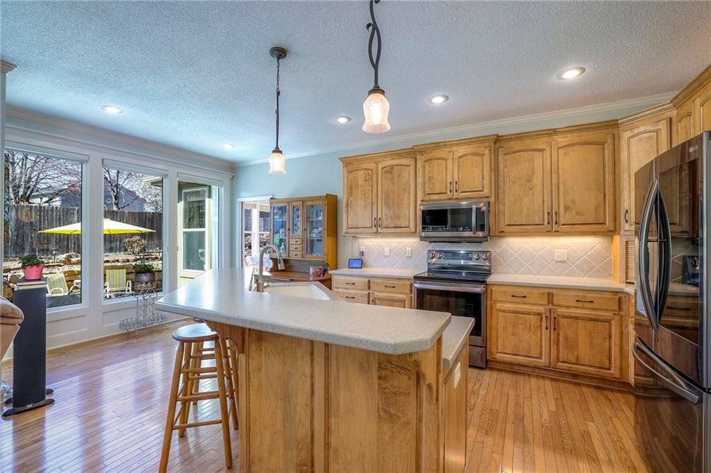 9406 Swarner Drive — photo 6