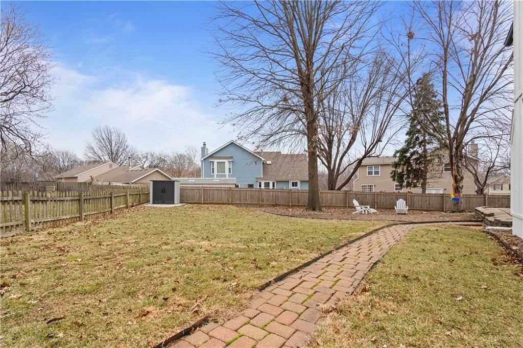 8523 Alden Street — photo 28