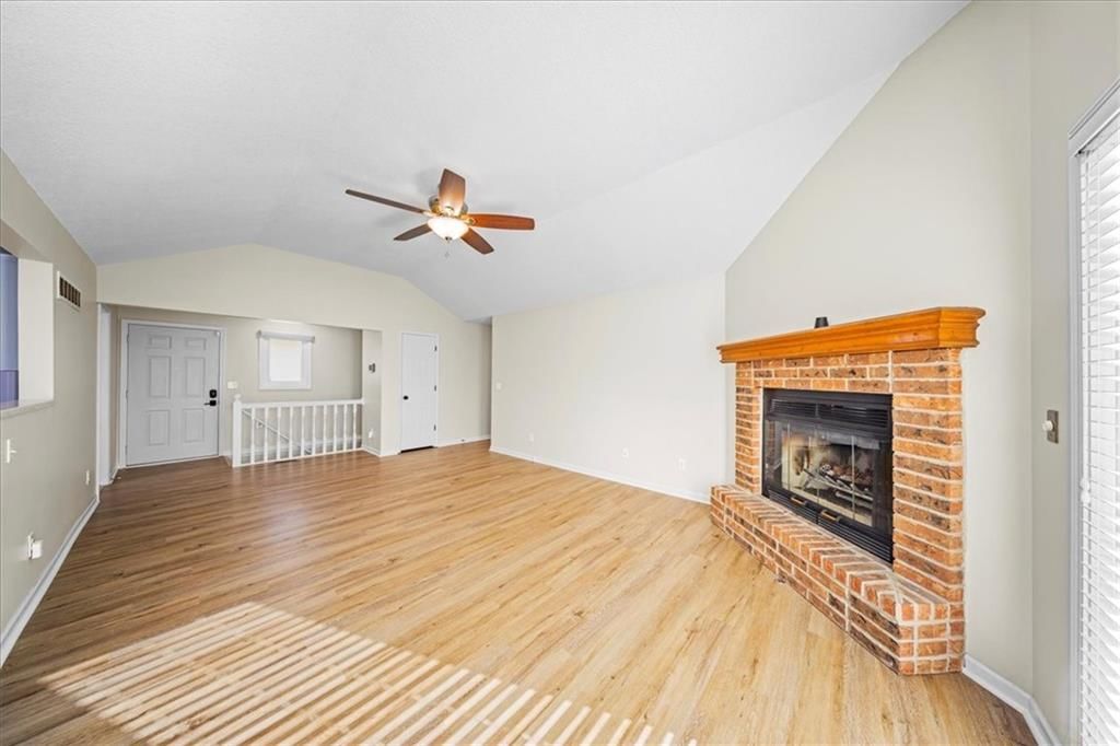 1134 NE Banner Drive — photo 13