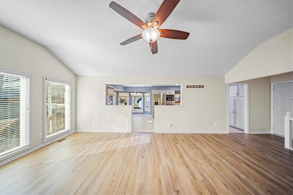 1134 NE Banner Drive — photo 14
