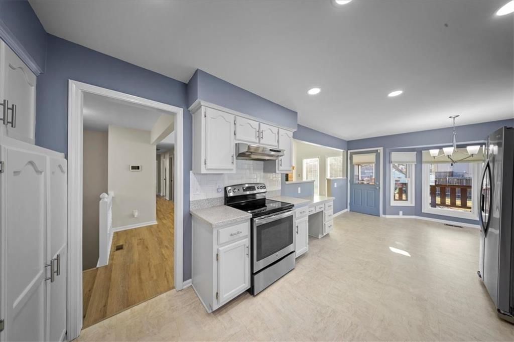 1134 NE Banner Drive — photo 18