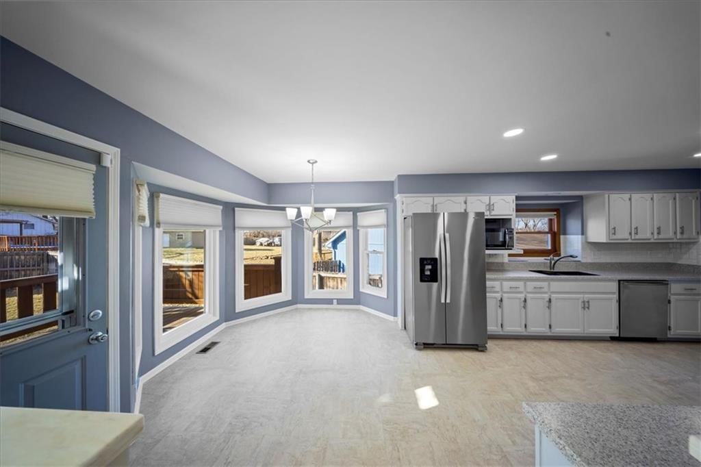 1134 NE Banner Drive — photo 19