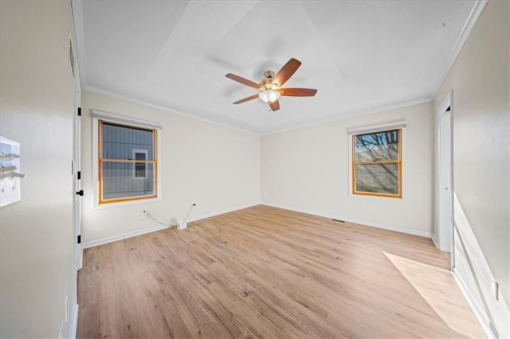 1134 NE Banner Drive — photo 33