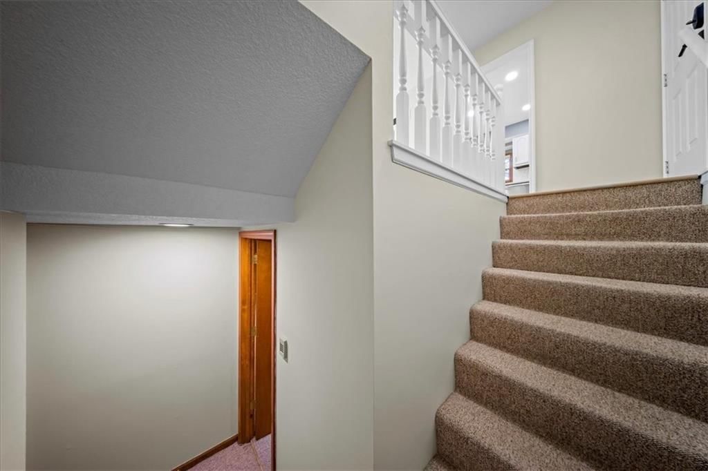1134 NE Banner Drive — photo 41