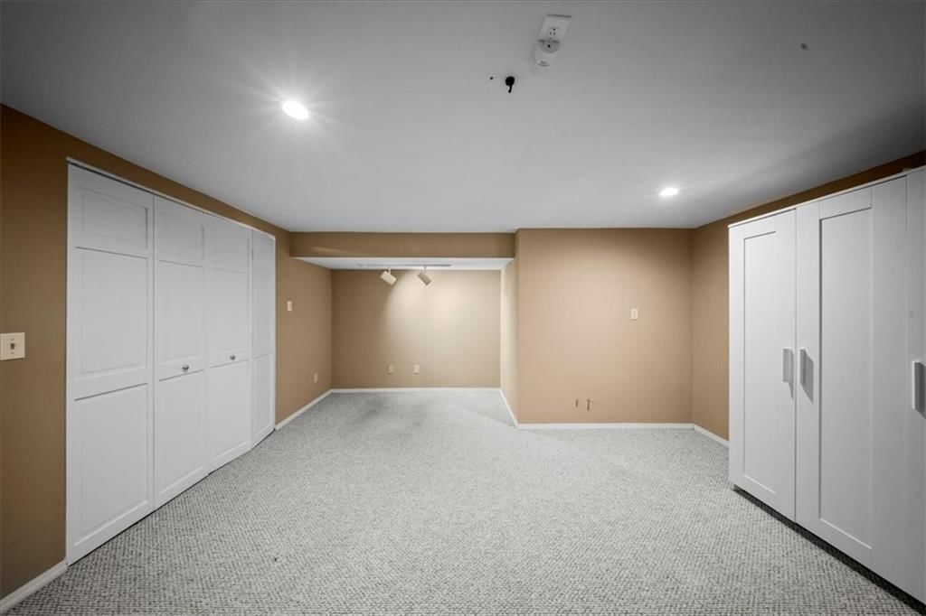 1134 NE Banner Drive — photo 45