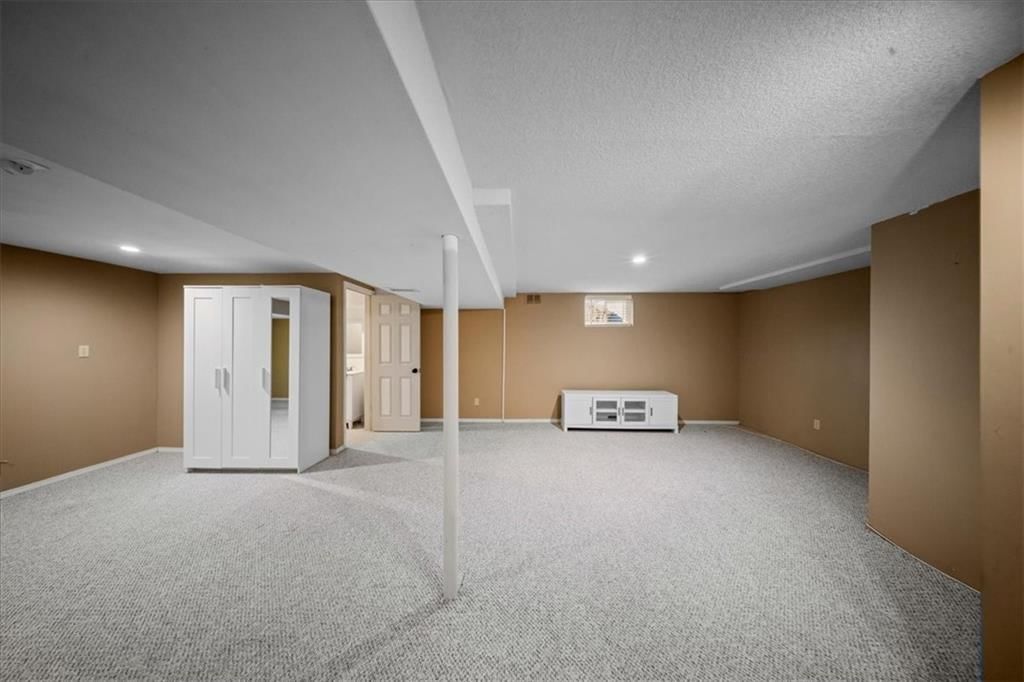 1134 NE Banner Drive — photo 47
