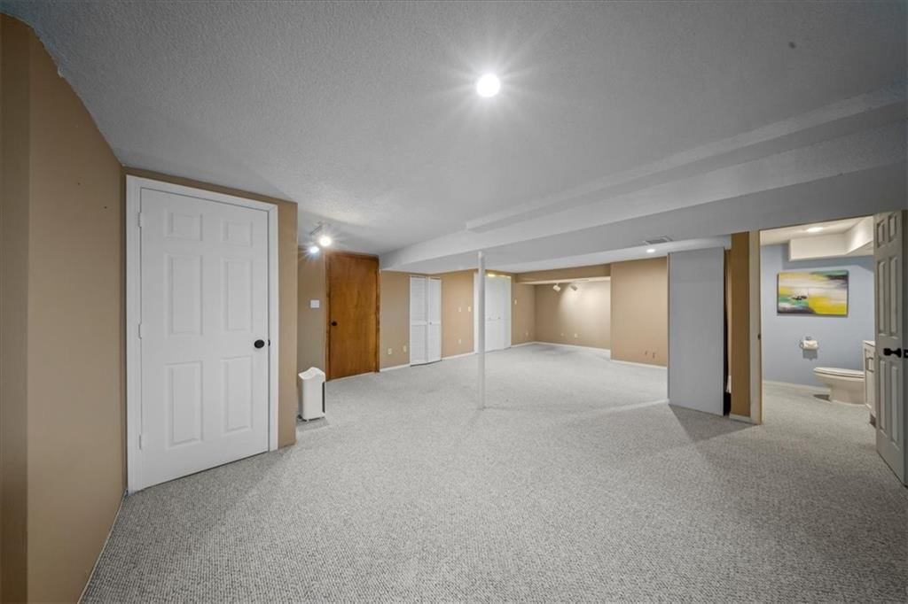 1134 NE Banner Drive — photo 48