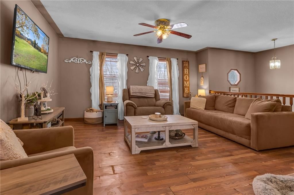 612 Russell Street — photo 6