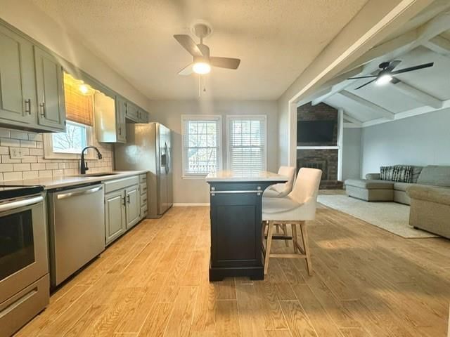 417 NE Lee Drive — photo 6
