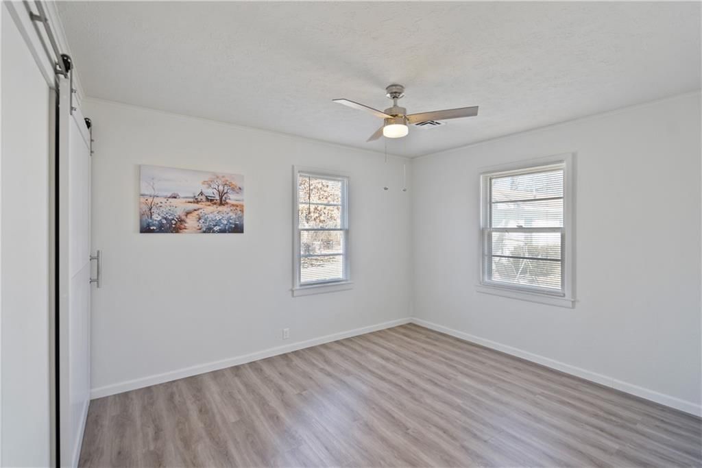 2104 W 7th Street — photo 39