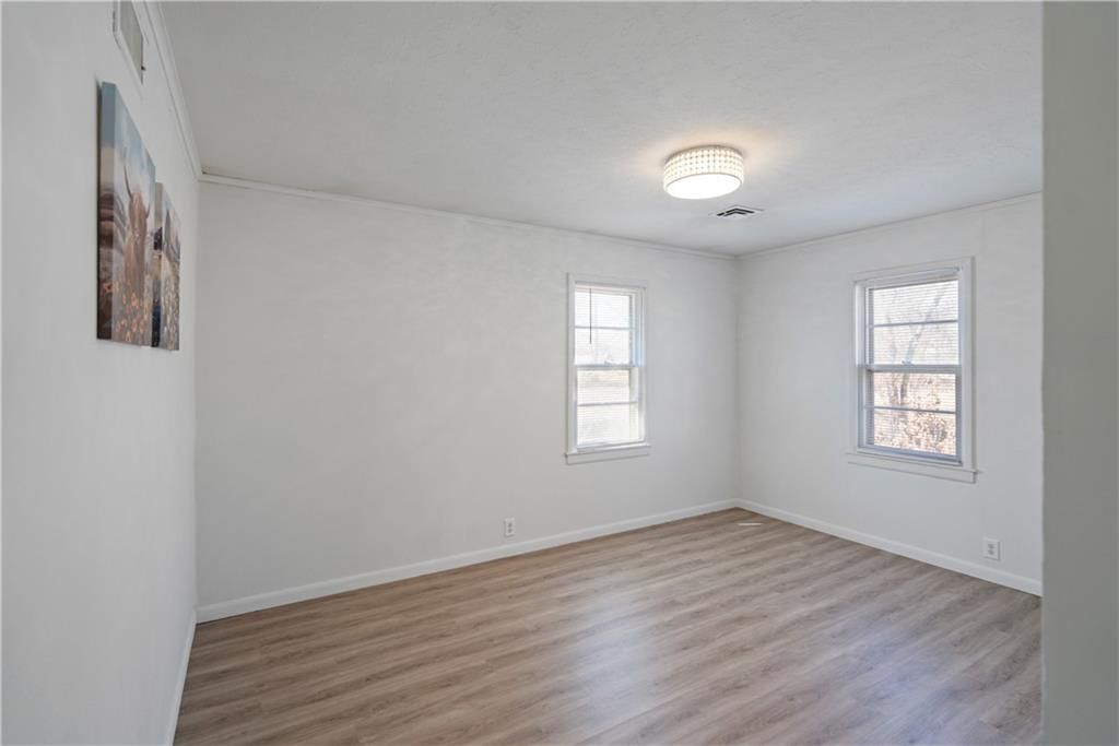 2104 W 7th Street — photo 42