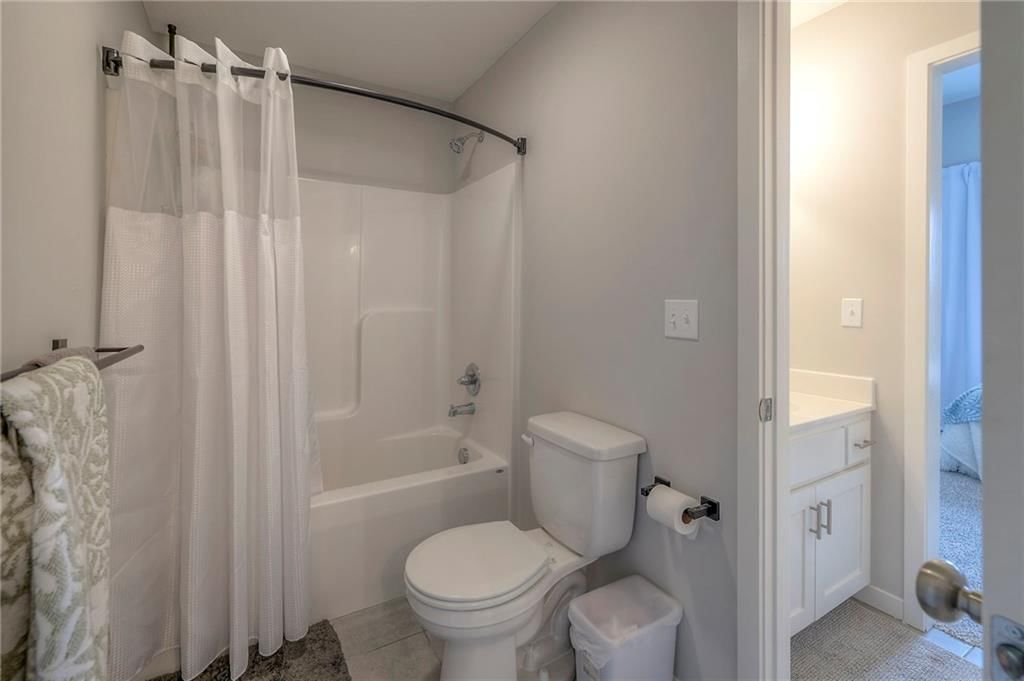 2654 W Dartmouth Street — photo 34