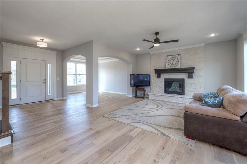 2654 W Dartmouth Street — photo 5