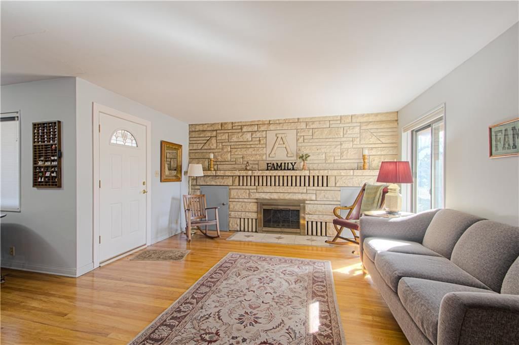 3214 N 66th Terrace — photo 5