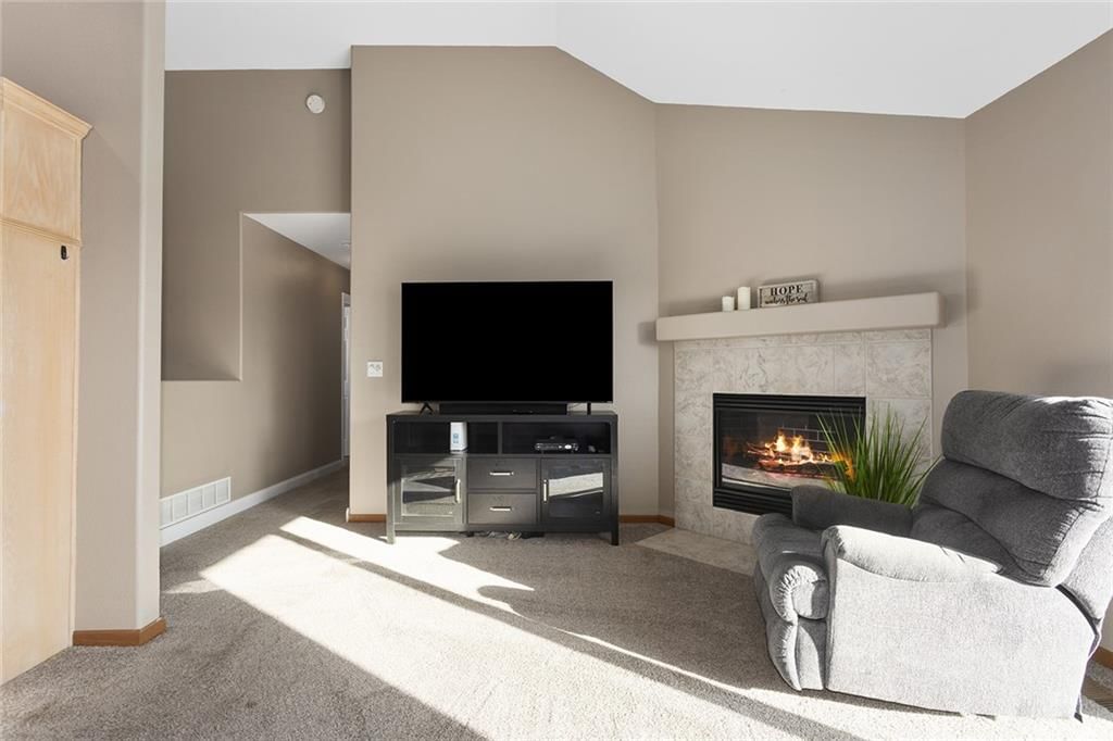 1009 Bunting Lane — photo 4