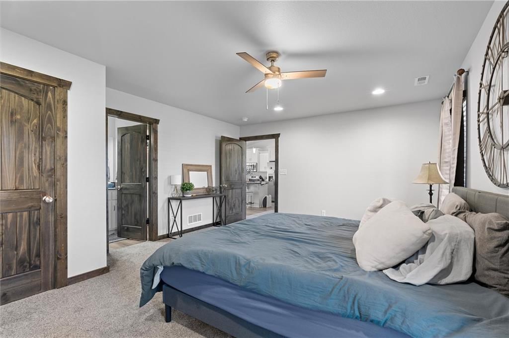 605 W Haven Drive — photo 13