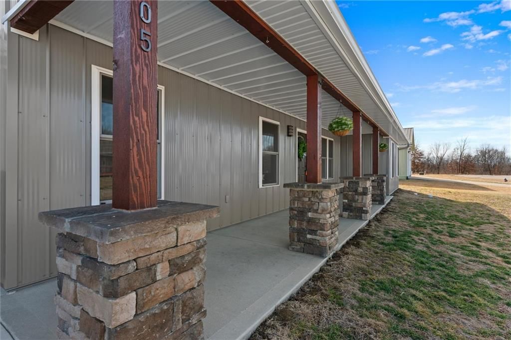 605 W Haven Drive — photo 3