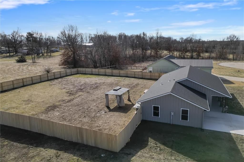 605 W Haven Drive — photo 24