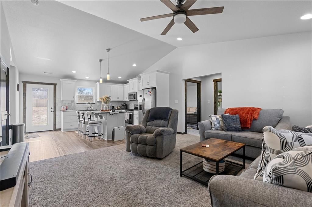 605 W Haven Drive — photo 5