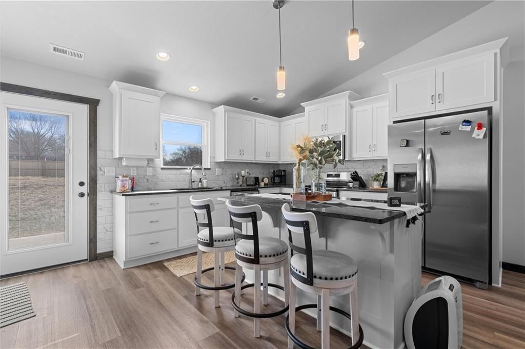 605 W Haven Drive — photo 7