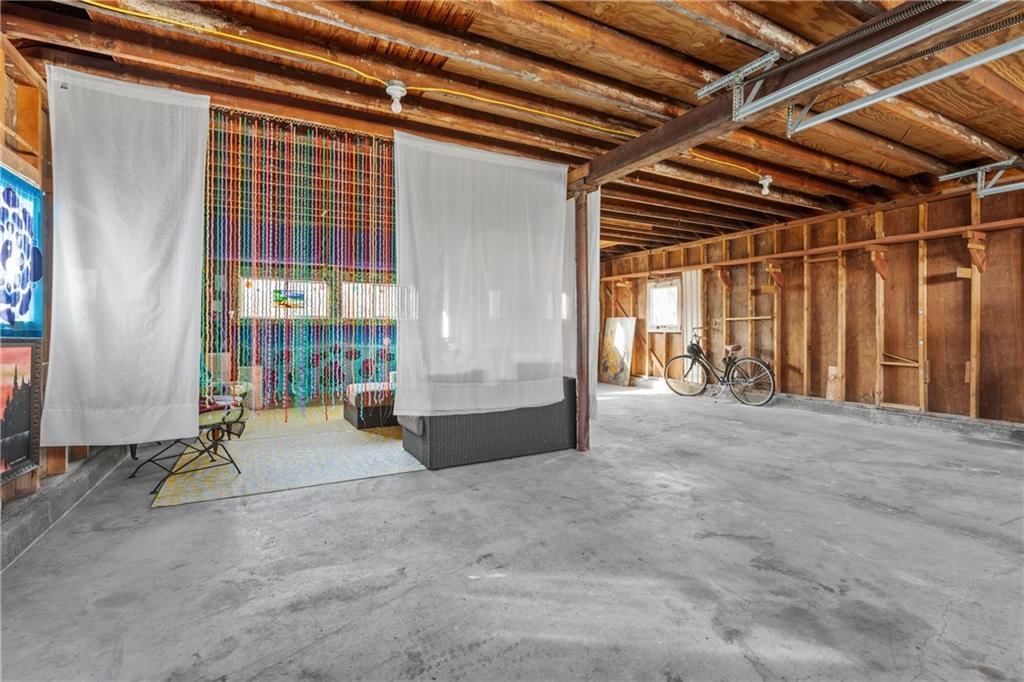 9413 E 68th Terrace — photo 36