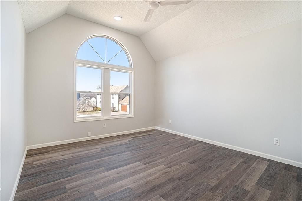 4015 E 18th Place — photo 14