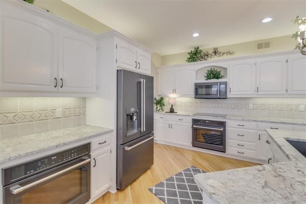 2428 SW Winterwood Court — photo 12