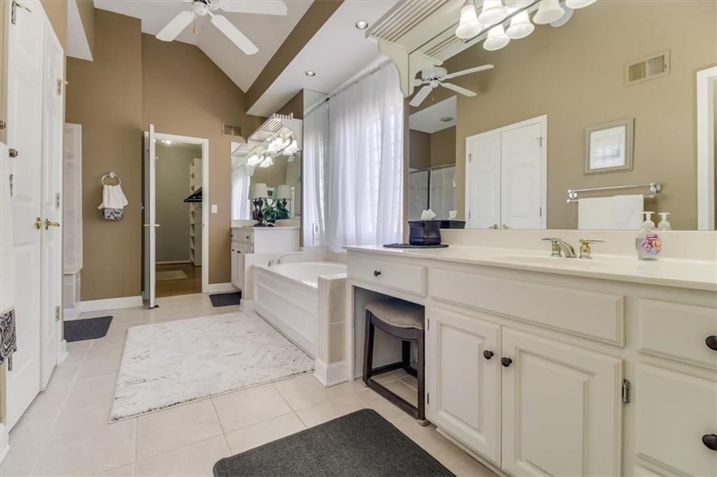 2428 SW Winterwood Court — photo 17