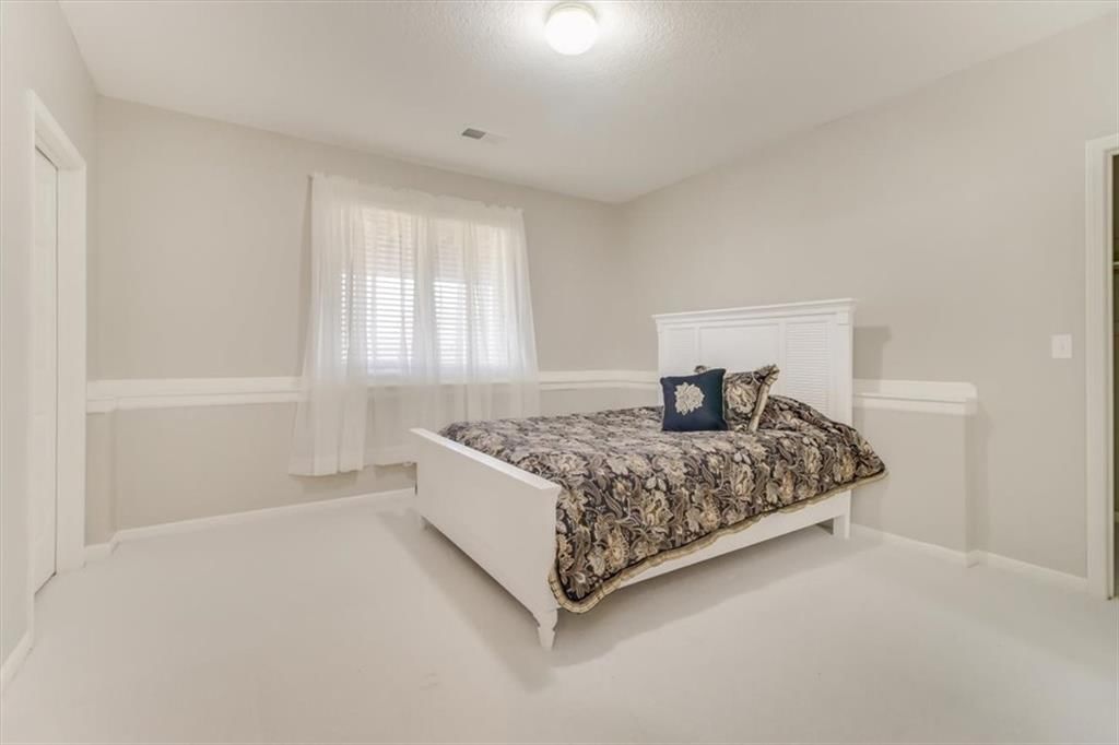 2428 SW Winterwood Court — photo 25