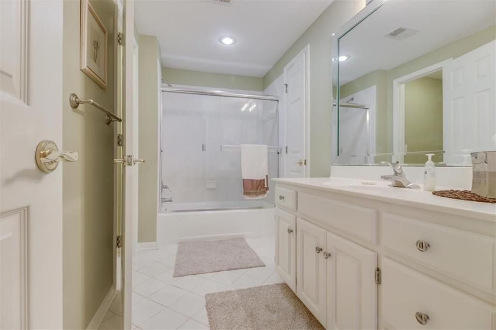 2428 SW Winterwood Court — photo 28