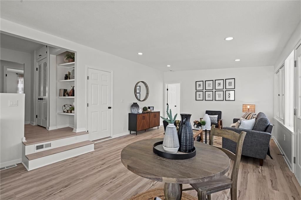 5808 Floyd Street — photo 9