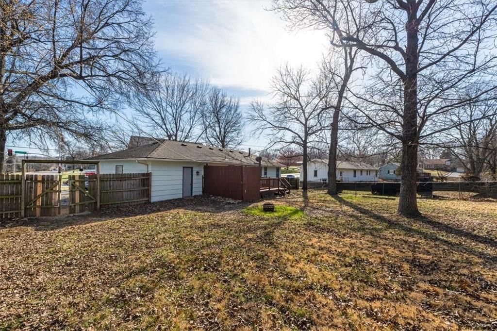 4912 E Red Bridge Road — photo 19