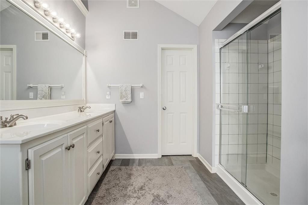 611 S Adams Street — photo 19