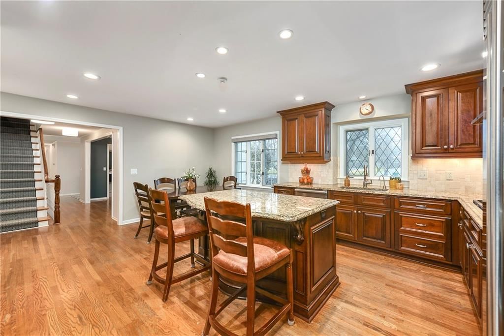 3408 W 85th Street — photo 17