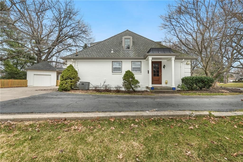 3408 W 85th Street — photo 57