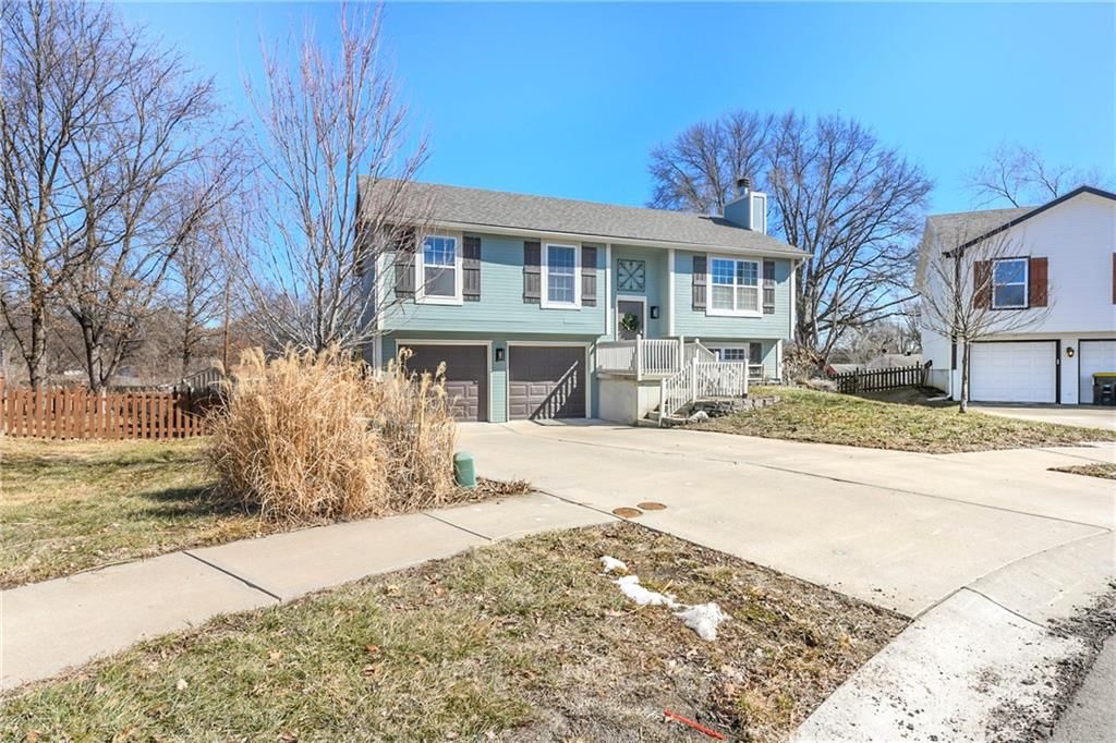 504 Willow Court — photo 3